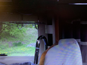 Sunreflexx - Scheibentönung - Wohnmobil - Blick von innen - links mit Folie